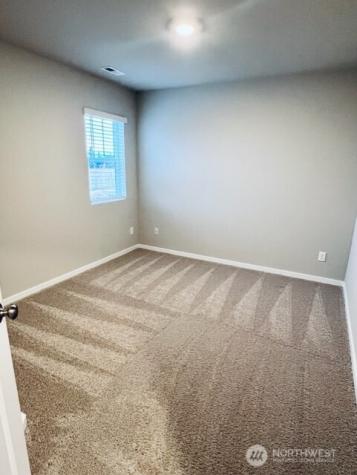 18702 108th Avenue E Puyallup WA 98374