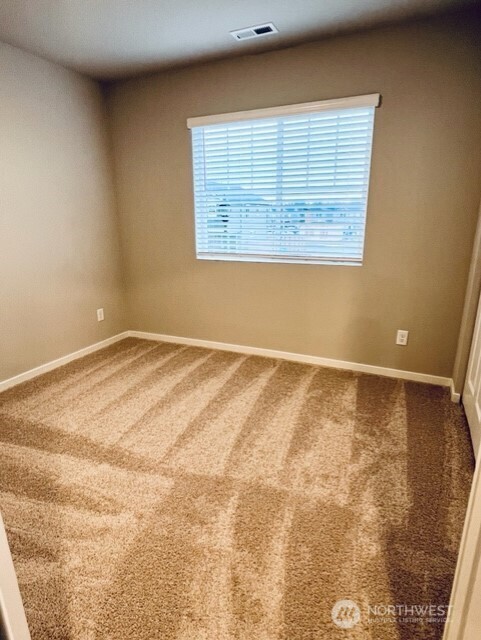 18702 108th Avenue E Puyallup WA 98374