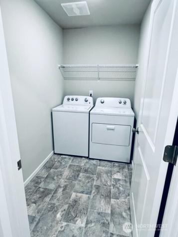 18702 108th Avenue E Puyallup WA 98374