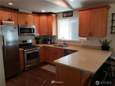 2114 SE 8th Drive Renton WA 98155