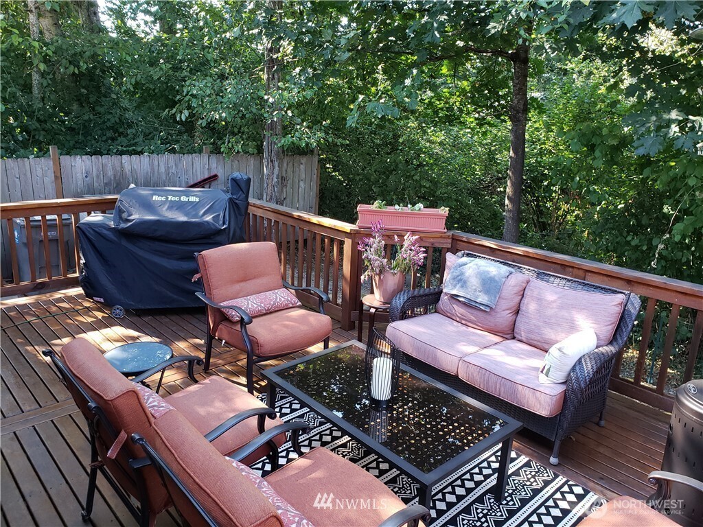 2114 SE 8th Drive Renton WA 98155