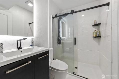 13417 110th Place NE Kirkland WA 98034