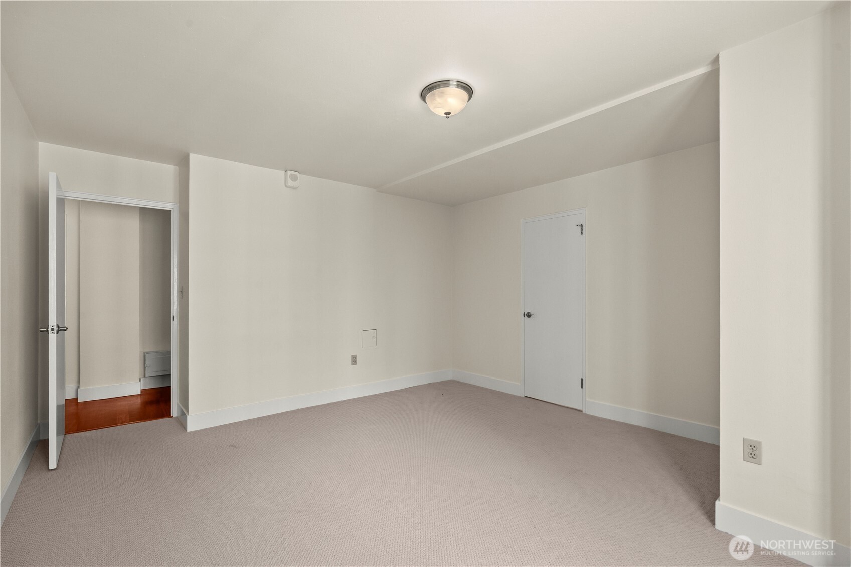 1105 Spring Street Seattle WA 98104
