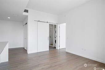 10232 NE 10th Street Bellevue WA 98004