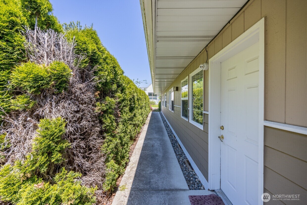 530 W Fir Street Sequim WA 98382