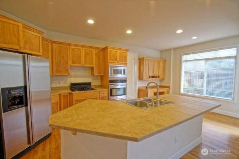 308 239th Way SE Sammamish WA 98074