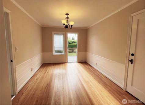 5025 47th Avenue NE Seattle WA 98105