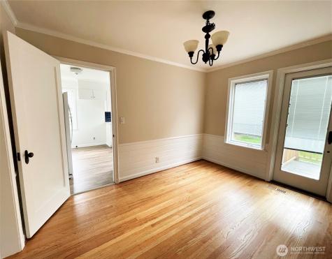 5025 47th Avenue NE Seattle WA 98105