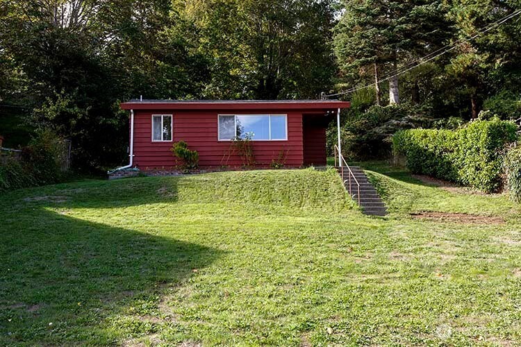 1357 Jacobson Boulevard Bremerton WA 98310