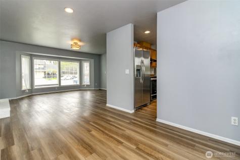 124 Jewell Street Enumclaw WA 98022