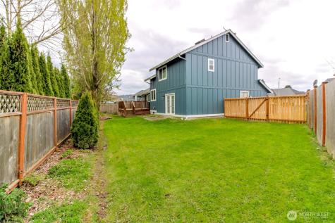 124 Jewell Street Enumclaw WA 98022