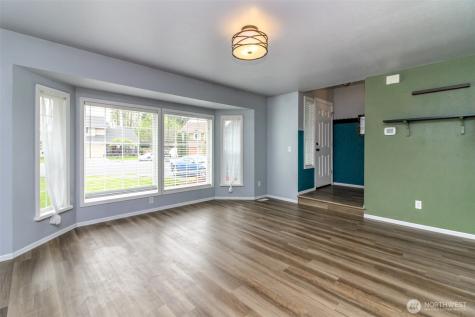 124 Jewell Street Enumclaw WA 98022