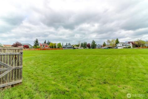 124 Jewell Street Enumclaw WA 98022