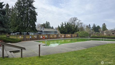 11010 NE 68th Street Kirkland WA 98033