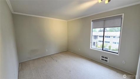 11010 NE 68th Street Kirkland WA 98033