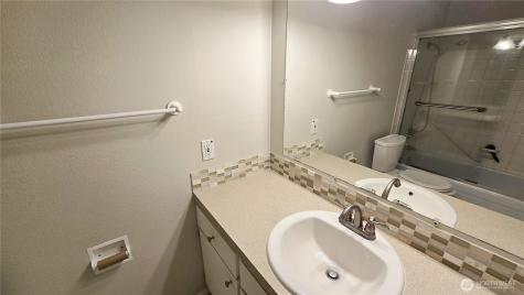 11010 NE 68th Street Kirkland WA 98033