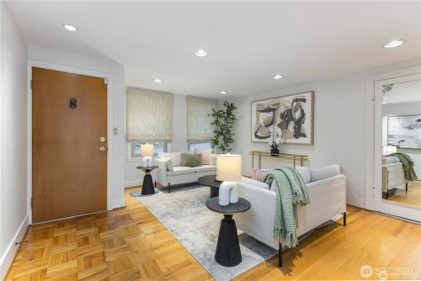 14026 Riviera Place NE Seattle WA 98125