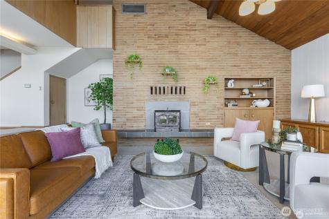 14026 Riviera Place NE Seattle WA 98125