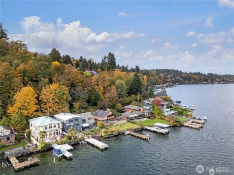 14026 Riviera Place NE Seattle WA 98125