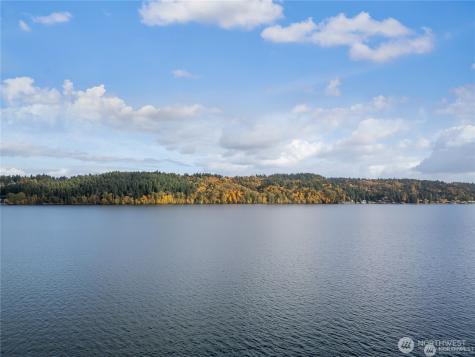 14026 Riviera Place NE Seattle WA 98125
