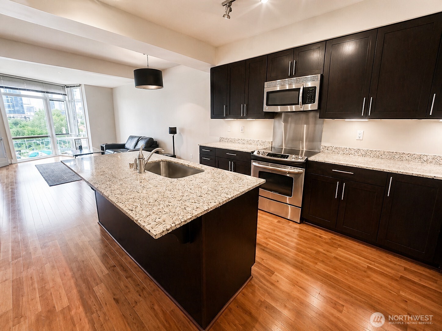 699 John Street Seattle WA 98109