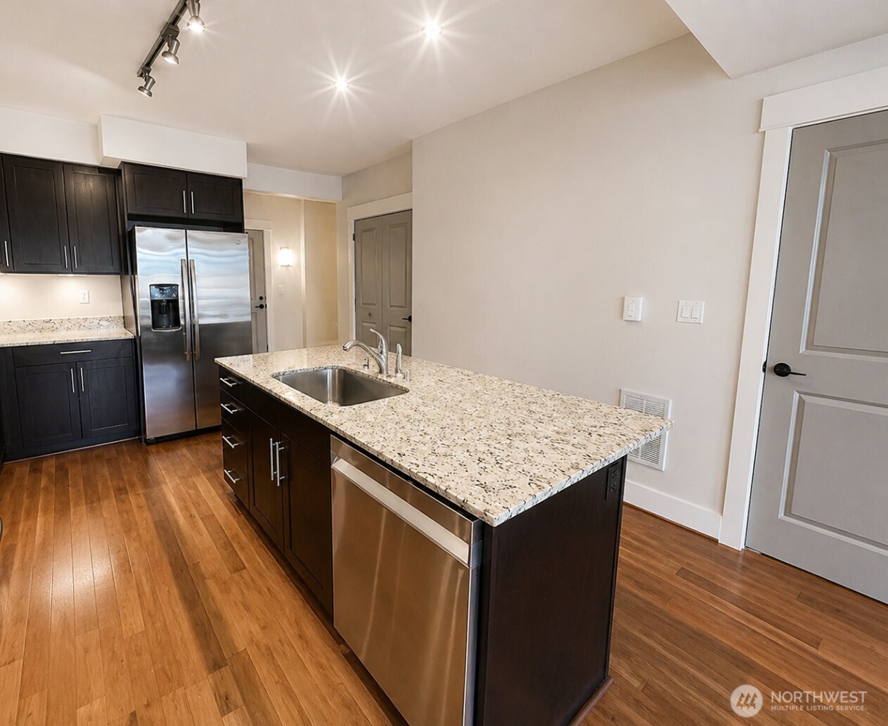 699 John Street Seattle WA 98109