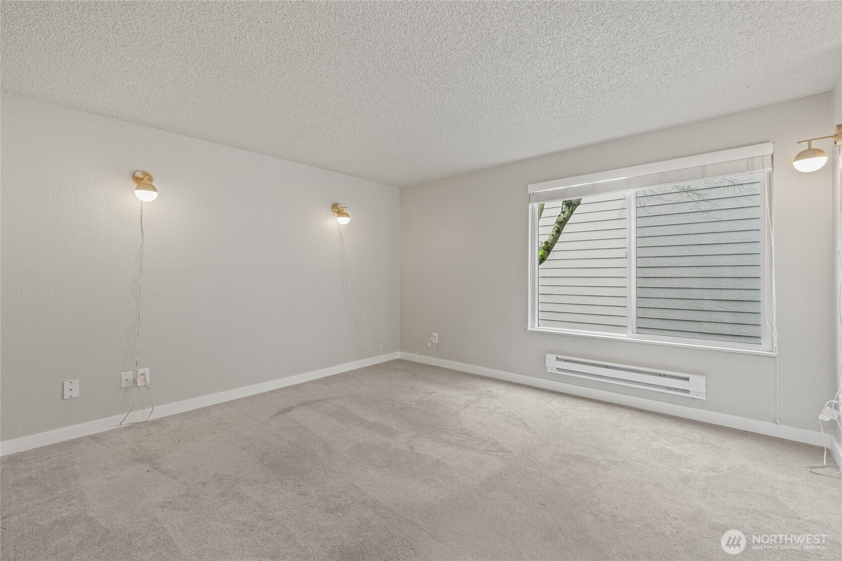 19855 25th Avenue NE Shoreline WA 98155