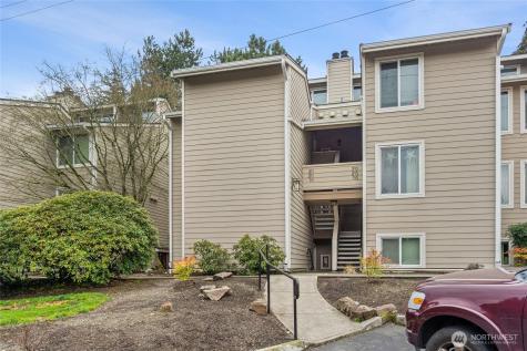 19855 25th Avenue NE Shoreline WA 98155