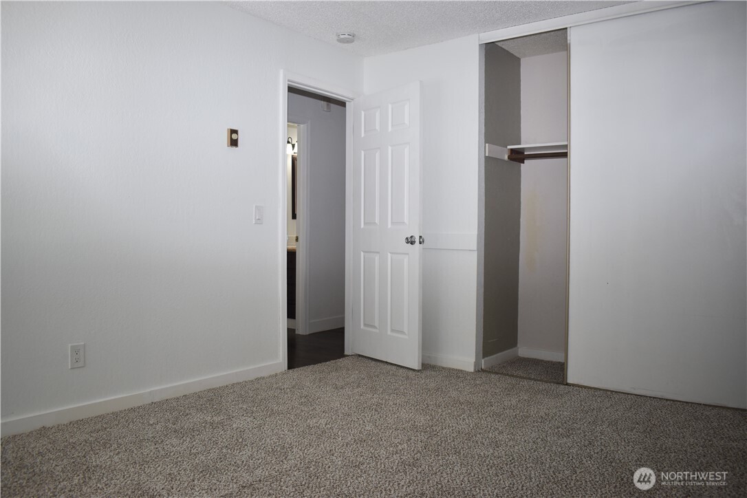 33035 18th Place S Federal Way WA 98003