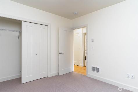 2607 NW 64th Street Seattle WA 98107