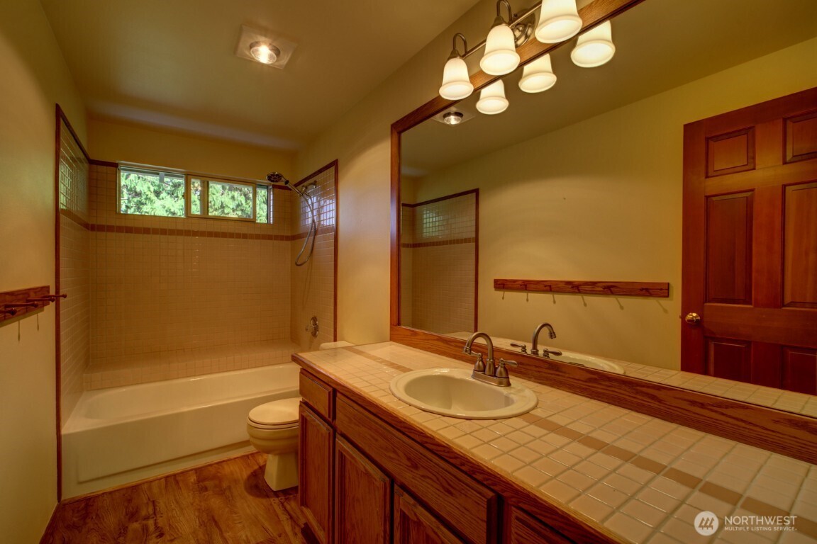 17218 SE 46th Place Bellevue WA 98006