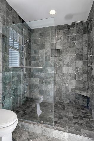 8975 NE 10th Street Bellevue WA 98004