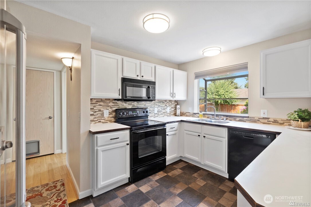 15715 42nd Avenue Ct E Tacoma WA 98446