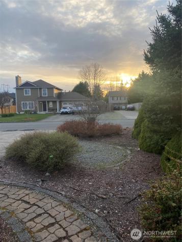 15715 42nd Avenue Ct E Tacoma WA 98446