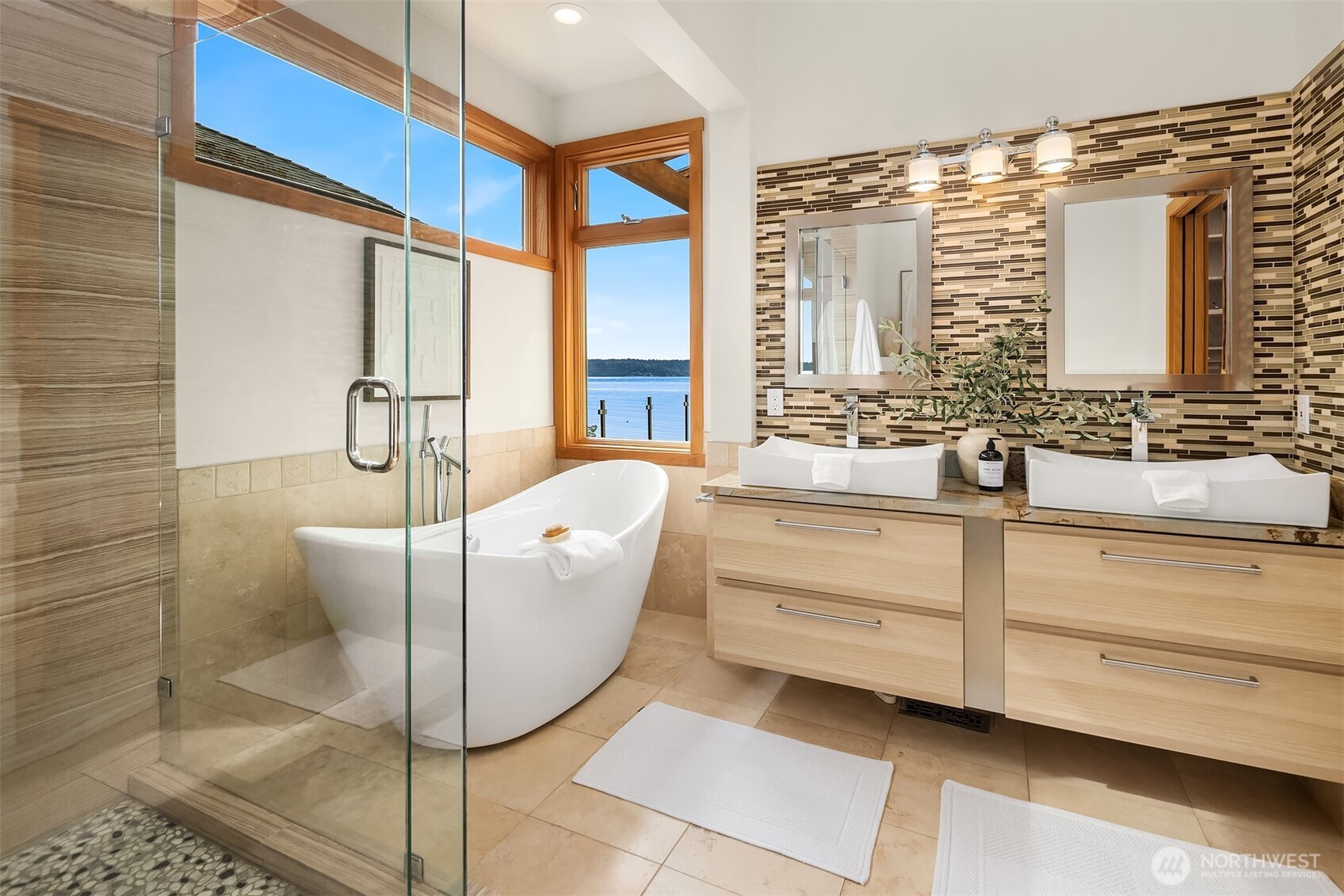 16947 Maplewild Avenue SW Burien WA 98166