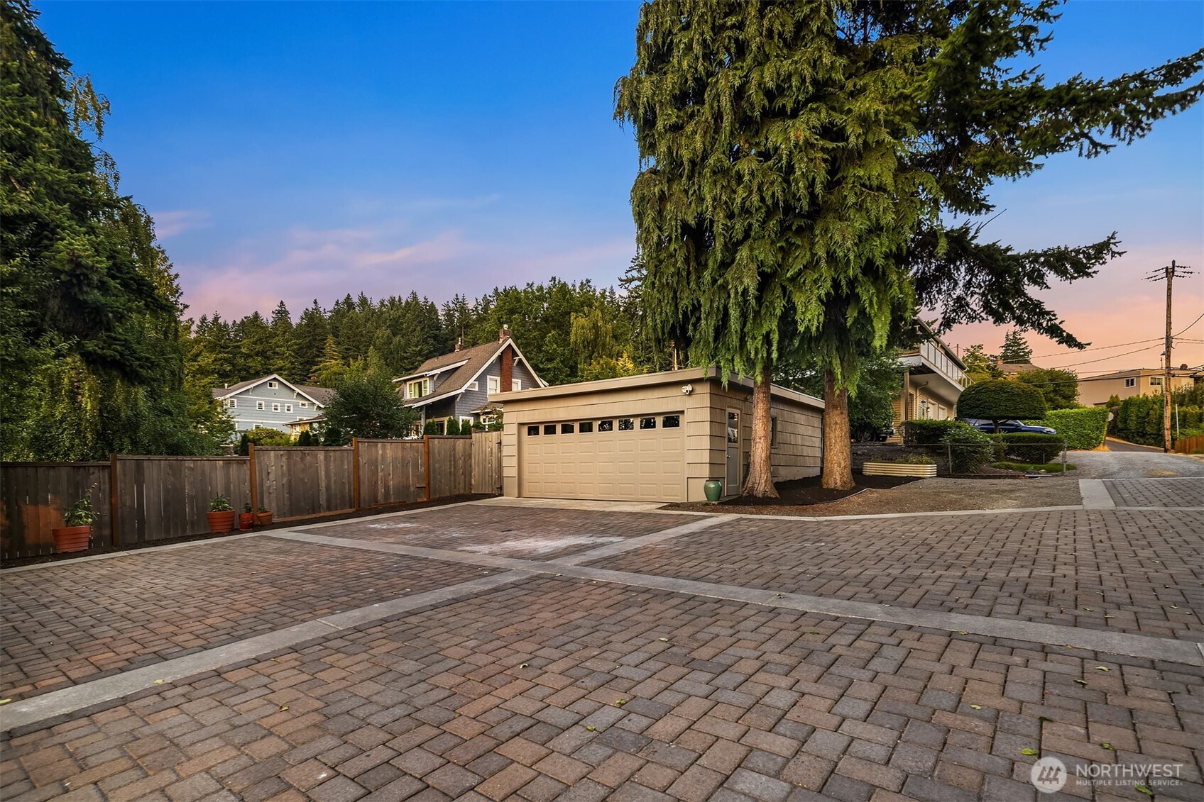 16947 Maplewild Avenue SW Burien WA 98166