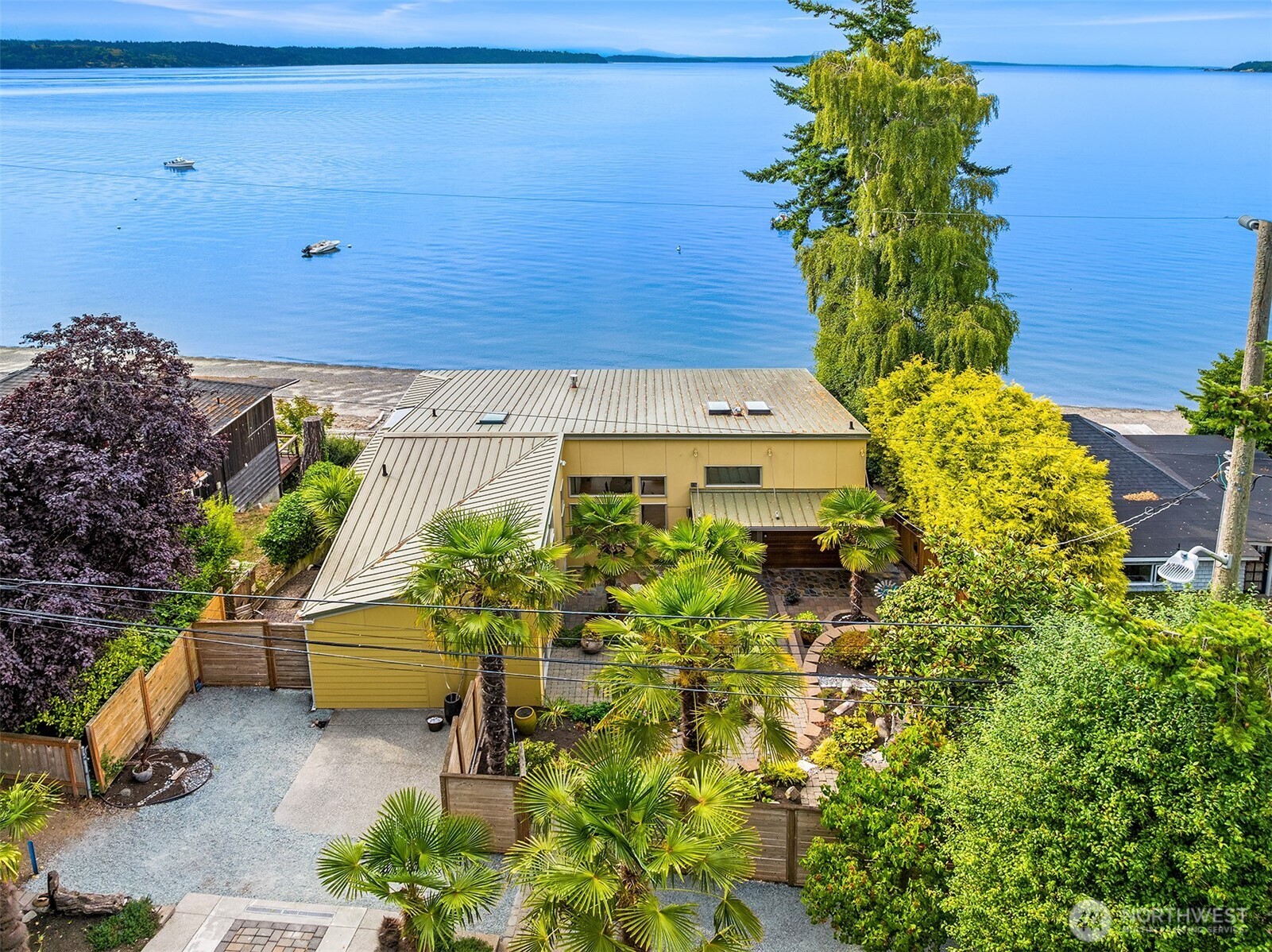 16947 Maplewild Avenue SW Burien WA 98166