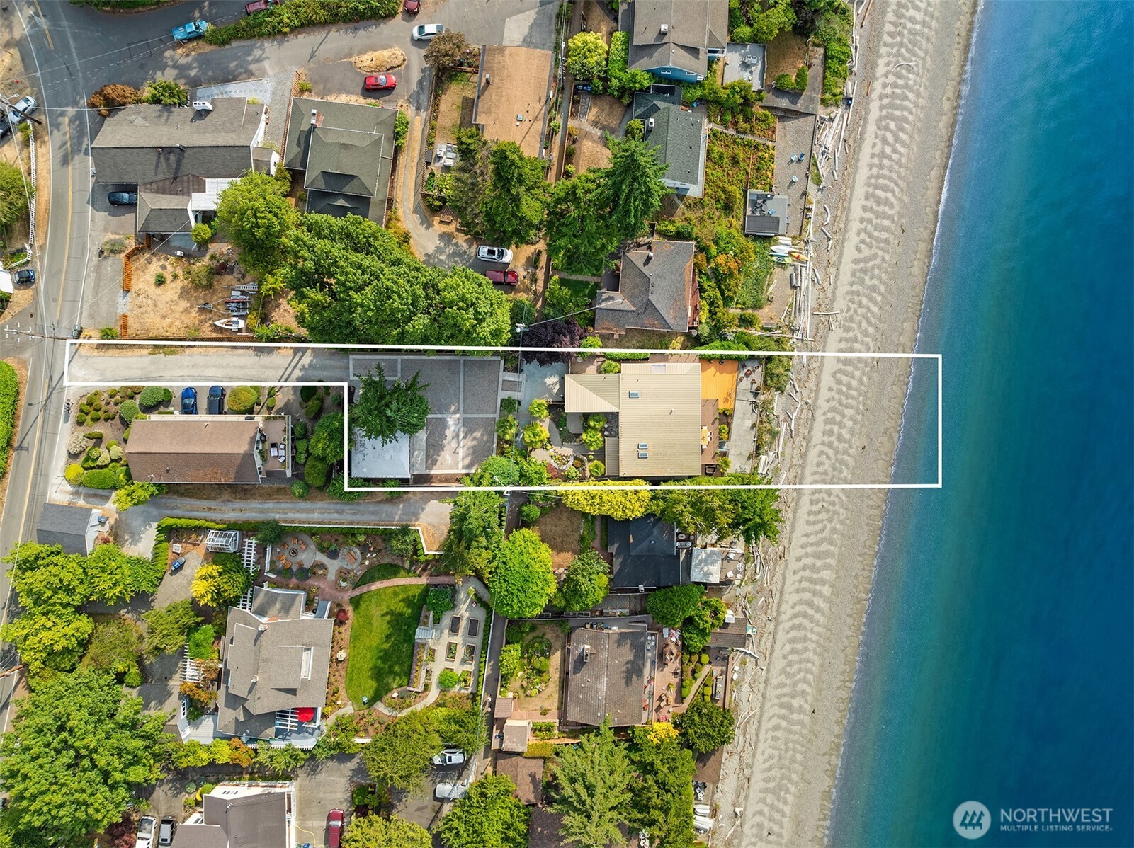 16947 Maplewild Avenue SW Burien WA 98166