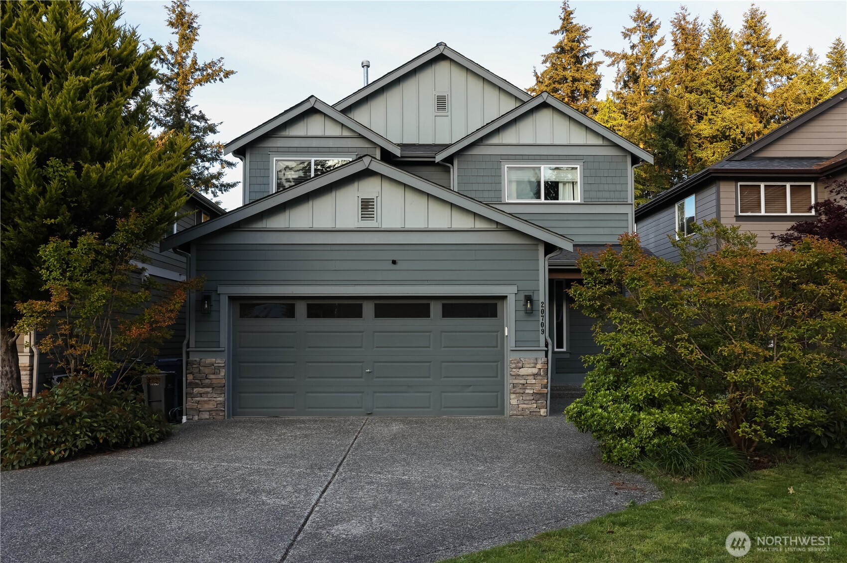 20709 1st Avenue W Lynnwood WA 98036