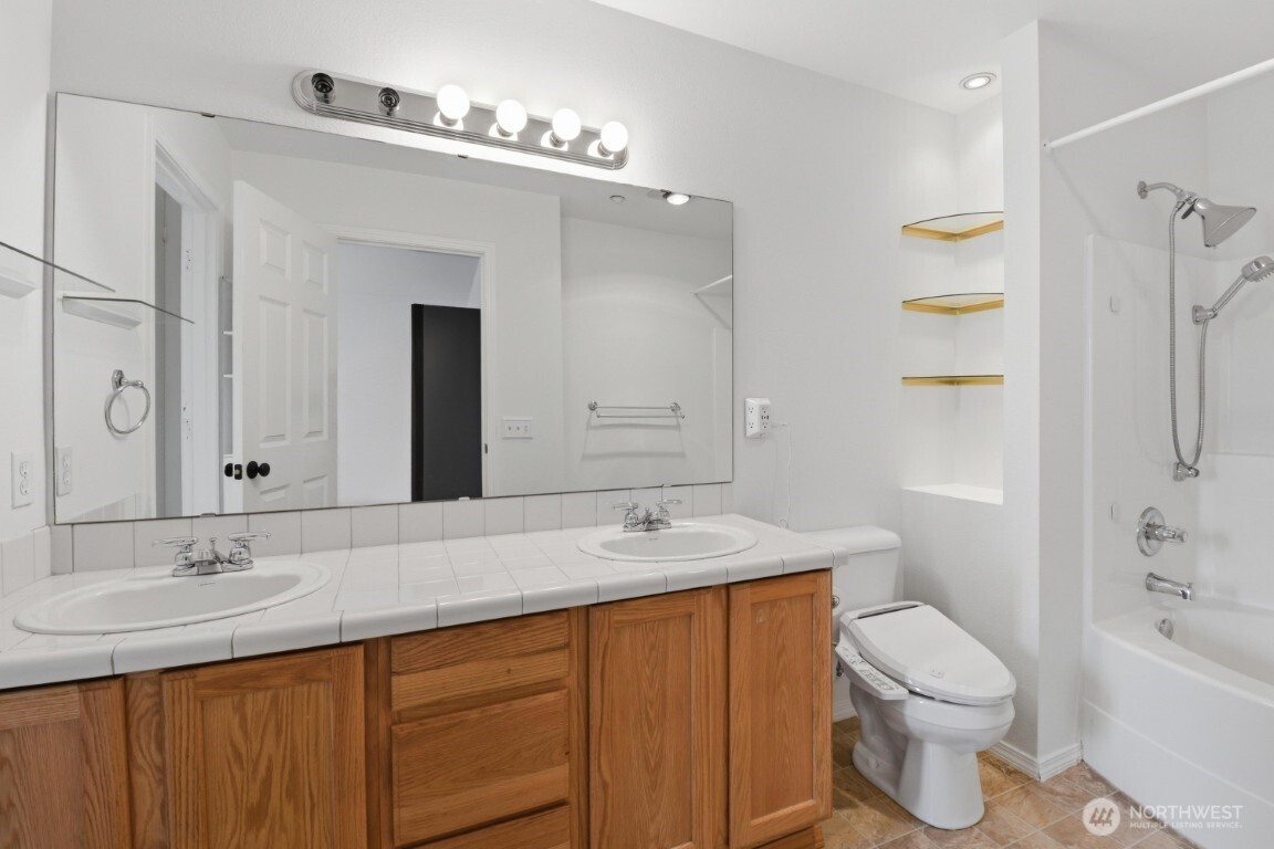 16529 48th Avenue W Edmonds WA 98026