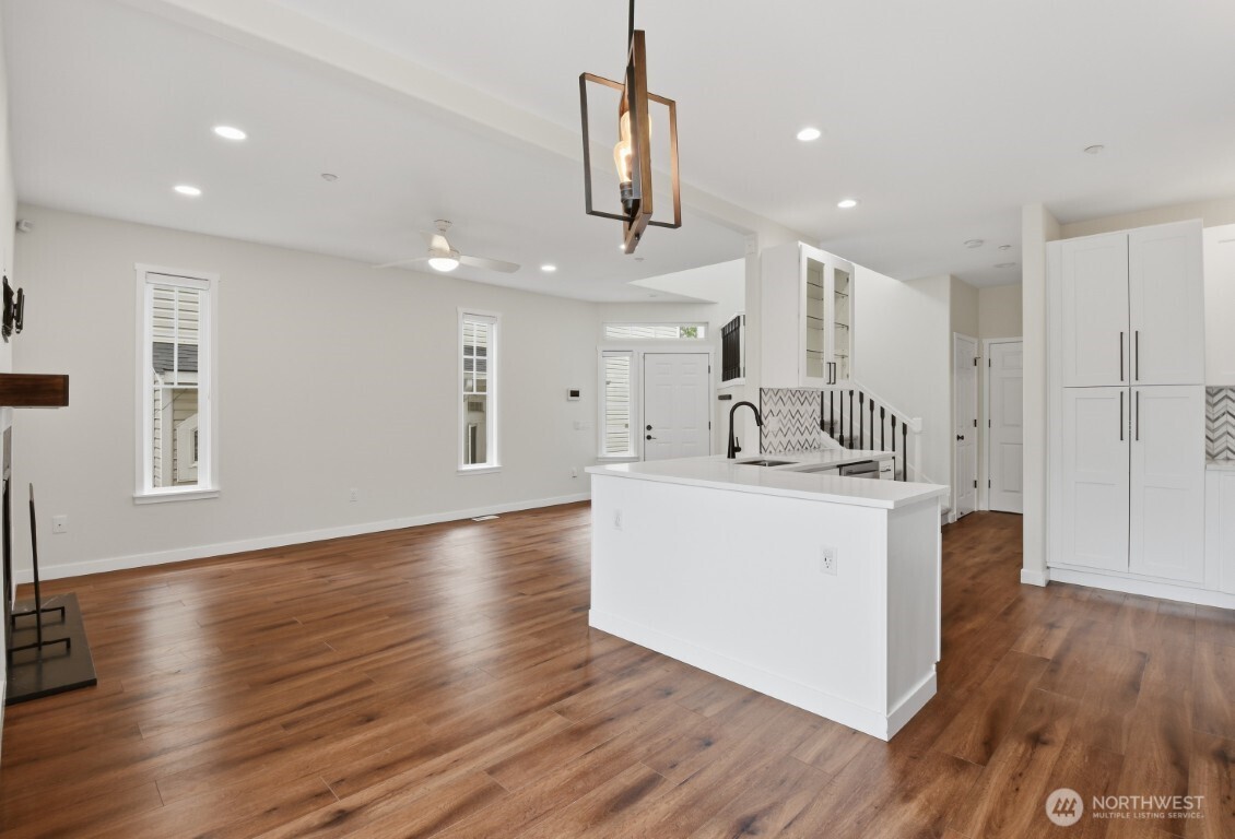 16529 48th Avenue W Edmonds WA 98026