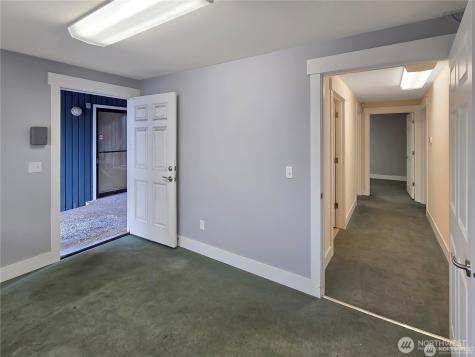 31775 Sr 20 Oak Harbor WA 98277