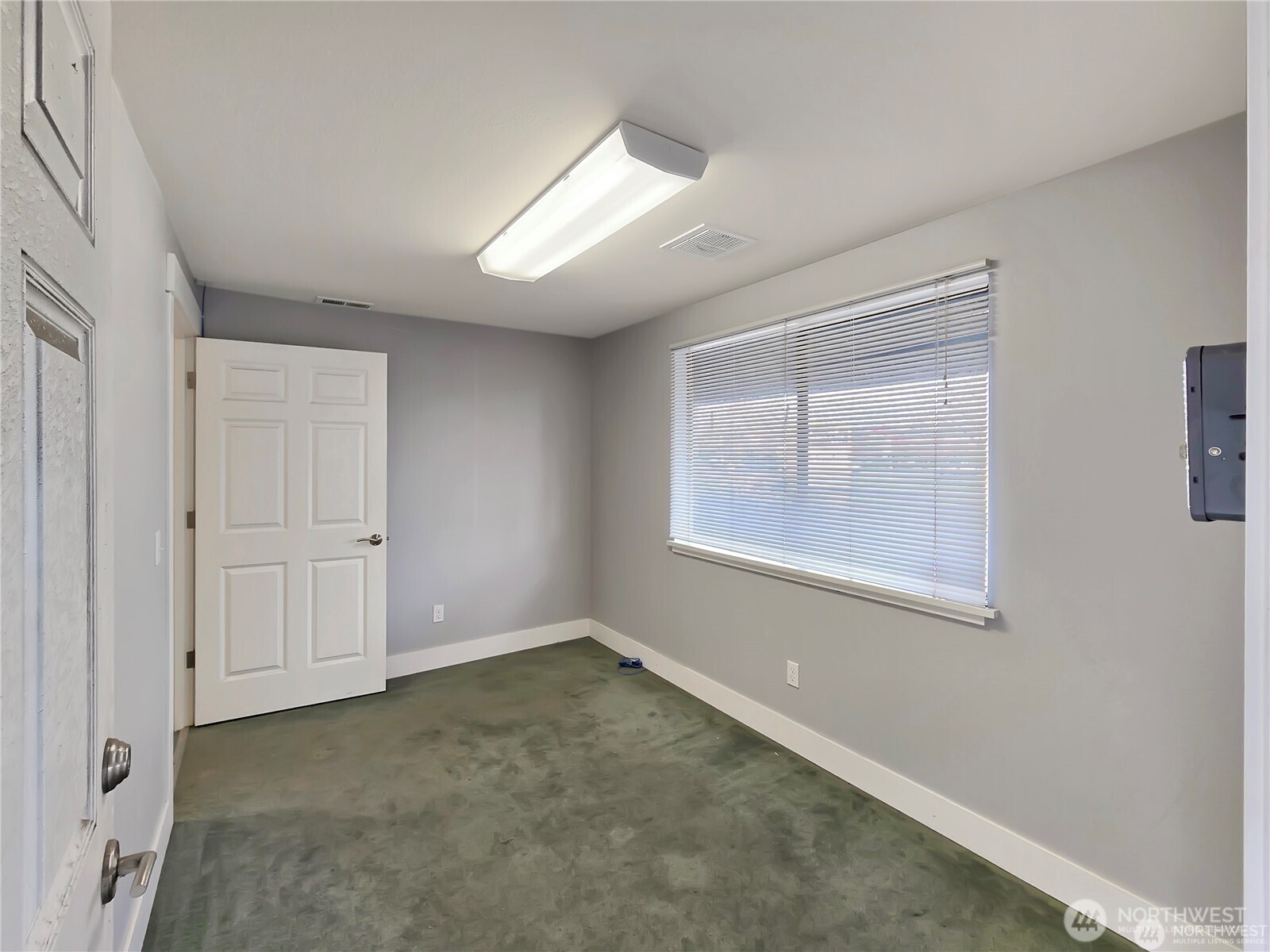31775 Sr 20 Oak Harbor WA 98277