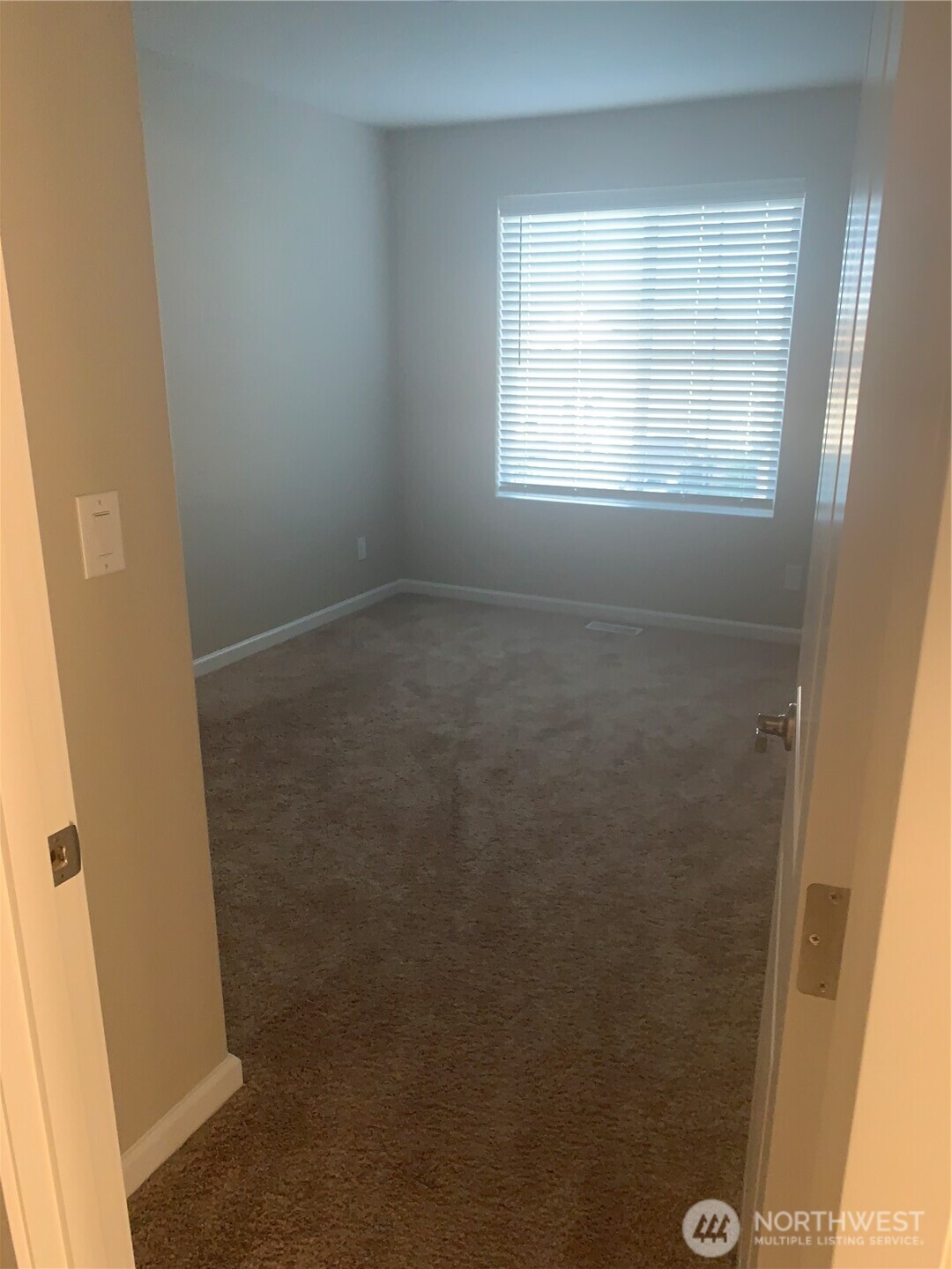 601 Deusen Lane N Enumclaw WA 98022