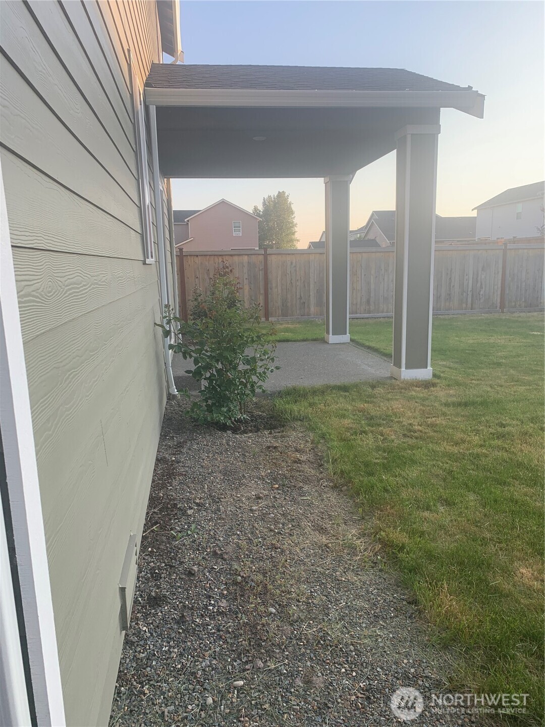 601 Deusen Lane N Enumclaw WA 98022