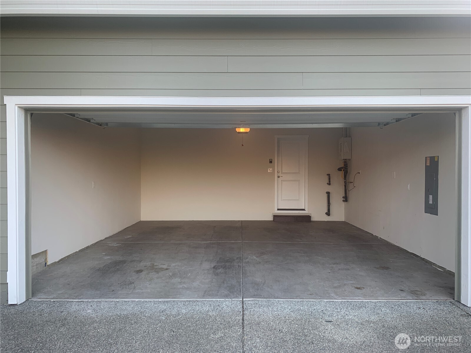 601 Deusen Lane N Enumclaw WA 98022