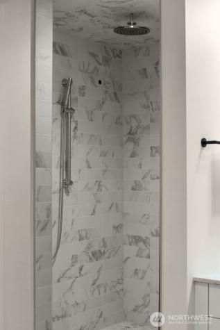 8237 122nd Avenue NE Kirkland WA 98033