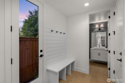 8237 122nd Avenue NE Kirkland WA 98033