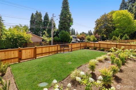 8237 122nd Avenue NE Kirkland WA 98033
