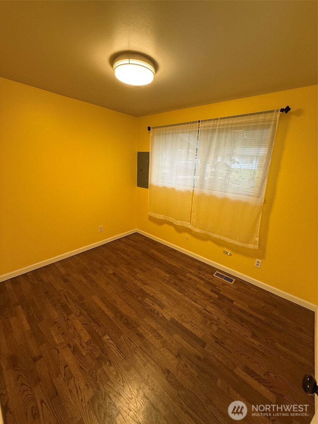 2412 SW 331st Street Federal Way WA 98023